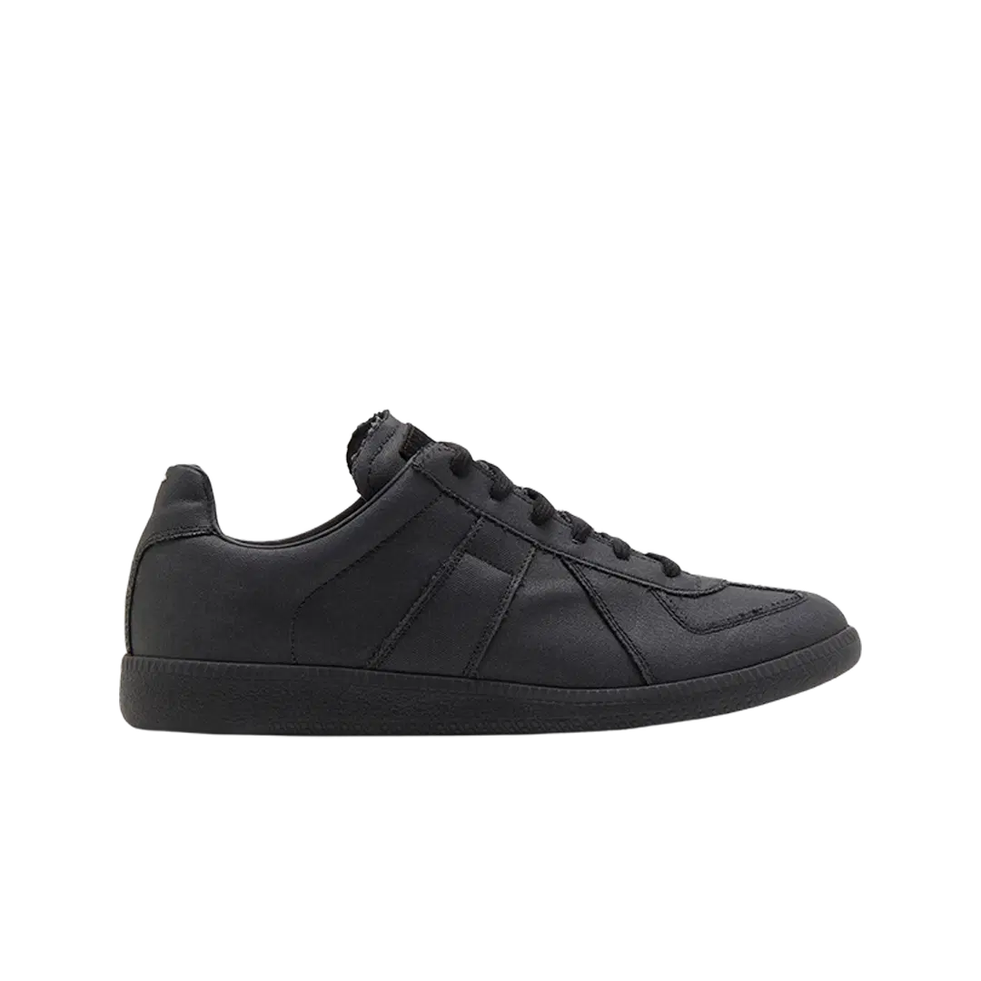 Maison Margiela Maison Margiela Replica Sneakers Black