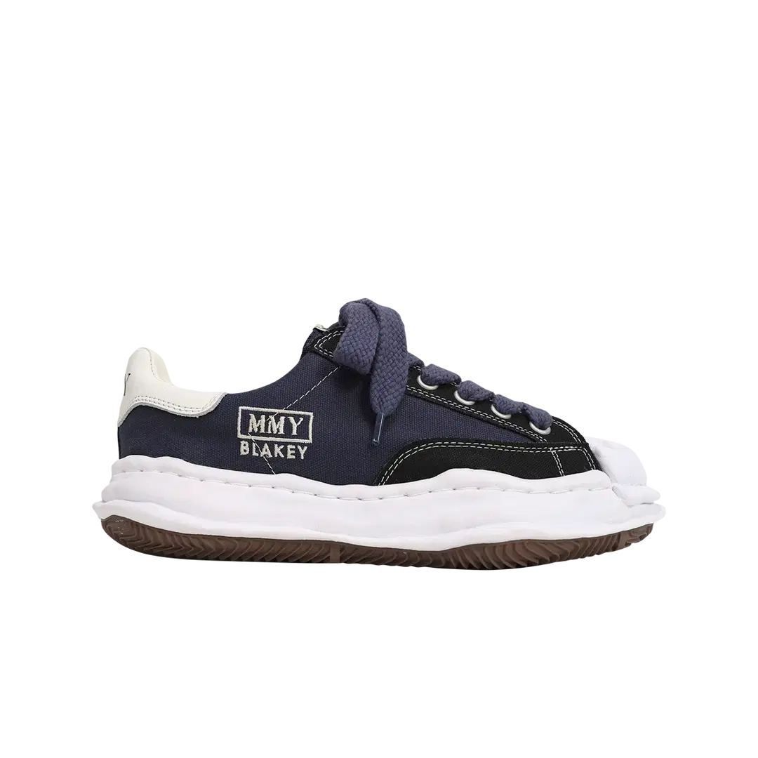 Maison Mihara Yasuhiro Maison Mihara Yasuhiro Blakey OG Sole Canvas Low-top Sneakers Black