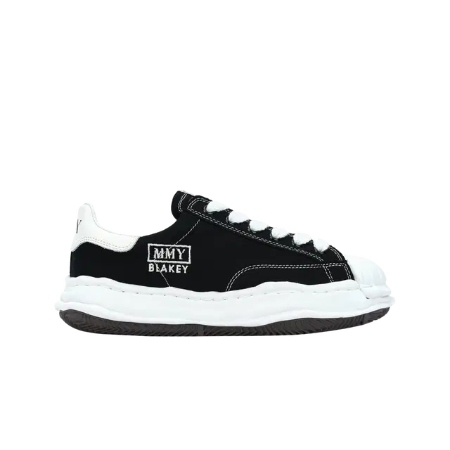Maison Mihara Yasuhiro Maison Mihara Yasuhiro Blakey OG Sole Canvas Low-top Sneakers Black White - view 2