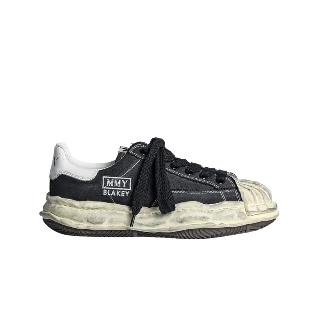 Maison Mihara Yasuhiro Maison Mihara Yasuhiro Blakey OG Sole Distressed Canvas Low-top Sneakers Black - view 1