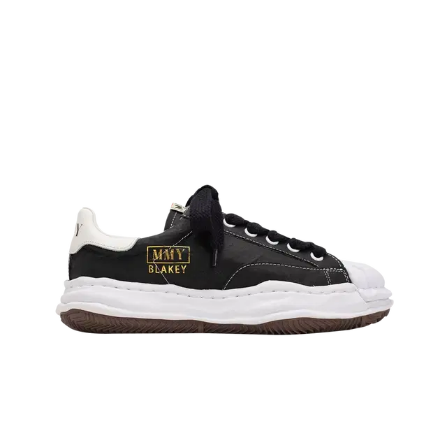 Maison Mihara Yasuhiro Maison Mihara Yasuhiro Blakey OG STC Sole Paper Like Leather Low-top Sneakers Black - view 1