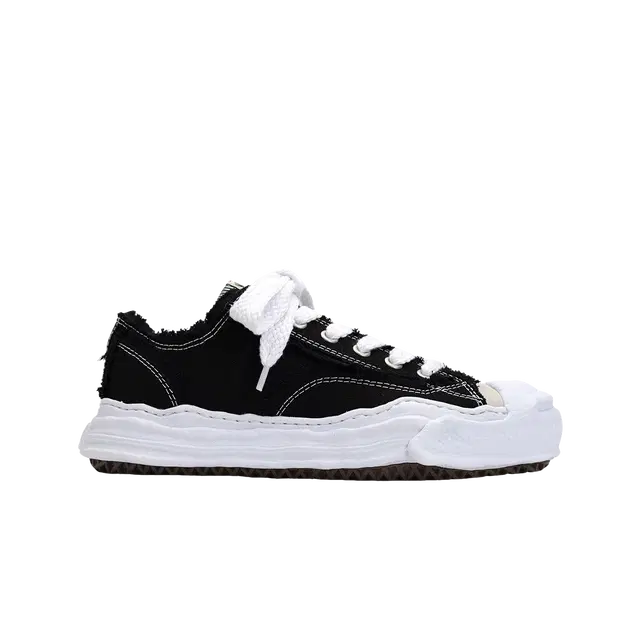 Maison Mihara Yasuhiro Maison Mihara Yasuhiro Hank OG Sole OH Canvas Low-top Sneakers Black - view 1