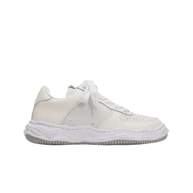 Maison Mihara Yasuhiro Maison Mihara Yasuhiro Wayne OG Sole Embossed Leather Low-top Sneakers White - view 2