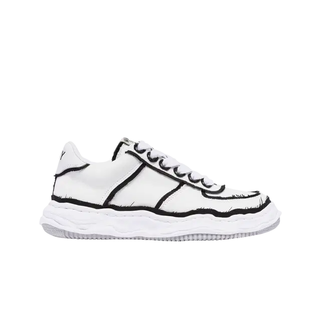 Maison Mihara Yasuhiro Maison Mihara Yasuhiro Wayne OG Sole Overhanging Canvas Low-top Sneakers White - view 1