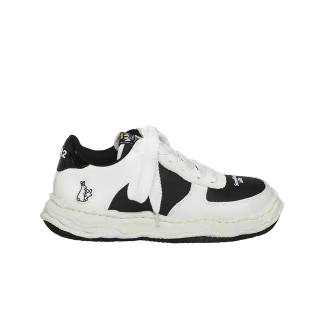Maison Mihara Yasuhiro Maison Mihara Yasuhiro x Atmos x FR2 Wayne OG Sole Leather Low-top Sneakers White Black - view 1