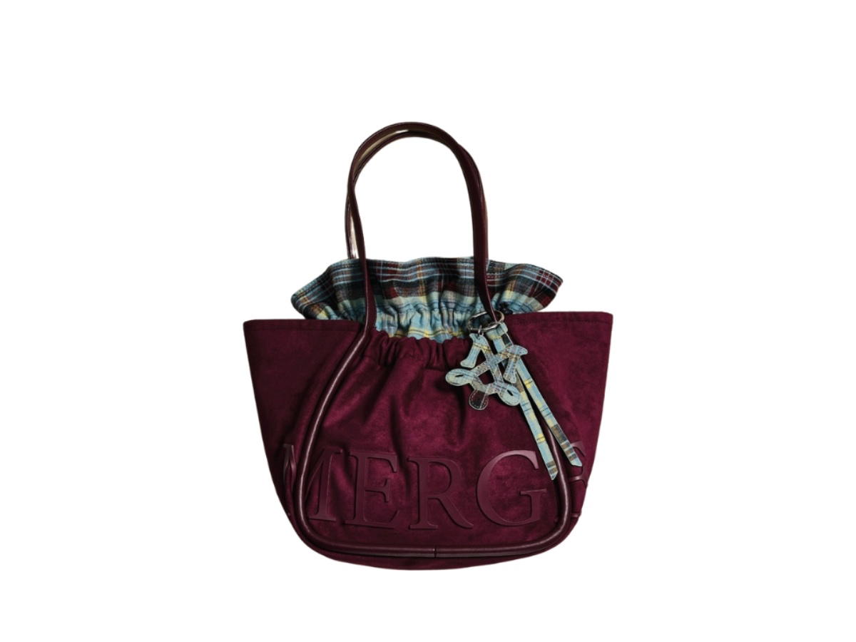 Merge Merge Featuring A Day Bag Medium Yaowarat Red