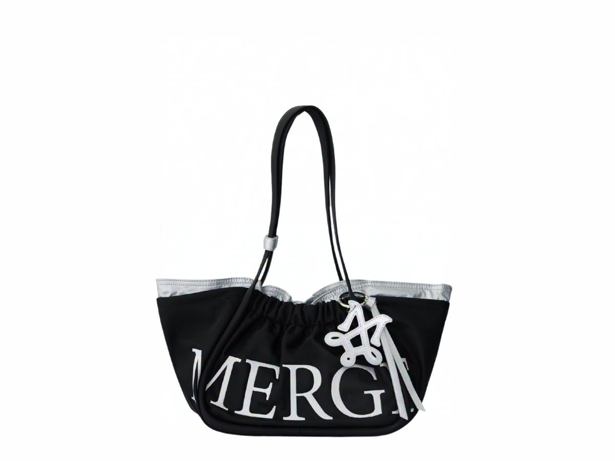 Buy Merge A Day Bag Medium Short Black flow at Sasom – Authentic and Ready to Ship
