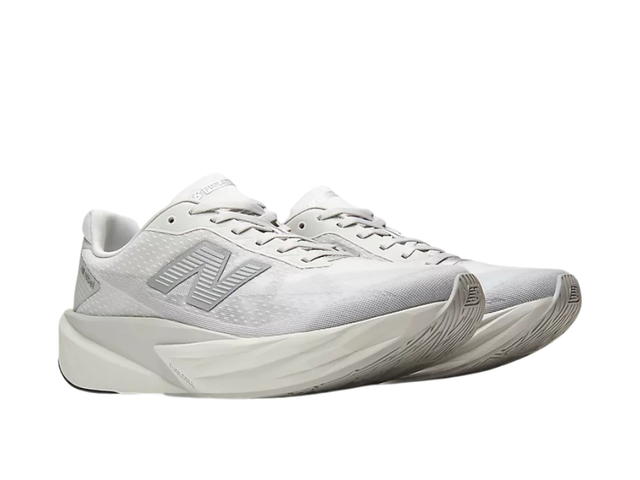New Balance New Balance FuelCell Rebel v5 Grey Matter Silver Metallic - view 3