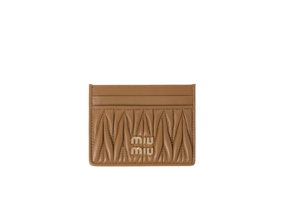 Miu Miu Miu Miu Matelassé Nappa Leather Card Holder In Leather With Metal Lettering Logo Caramel