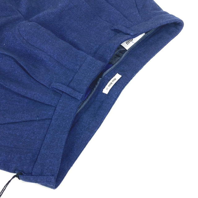 Miu Miu MIUMIU MP676 Apparel Bottoms Shorts Shorts wool / Elastane blue Unused - view 4