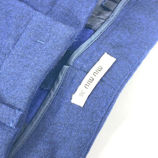 Miu Miu MIUMIU MP676 Apparel Bottoms Shorts Shorts wool / Elastane blue Unused - view 5