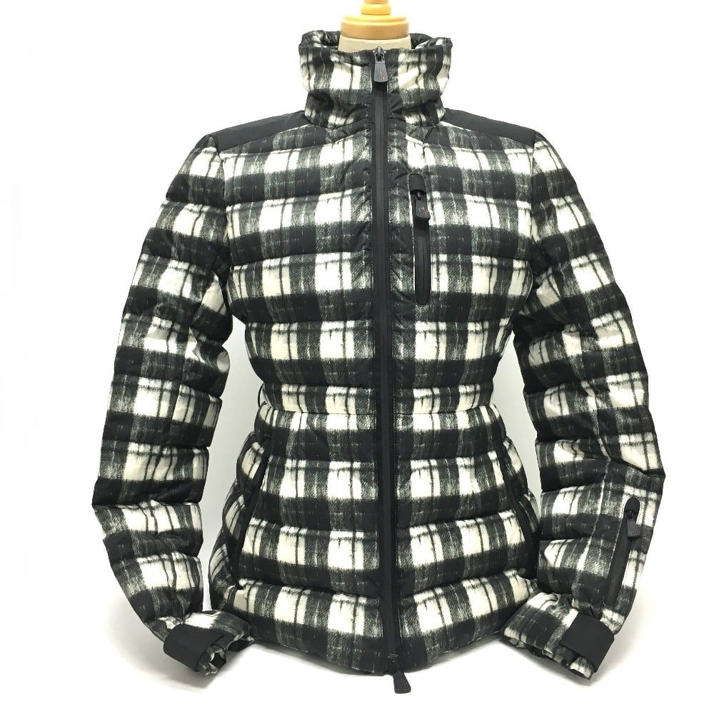 Moncler MONCLER 4684925 SELUNE Tricolor Outerwear Puffer Down Jacket White x Green