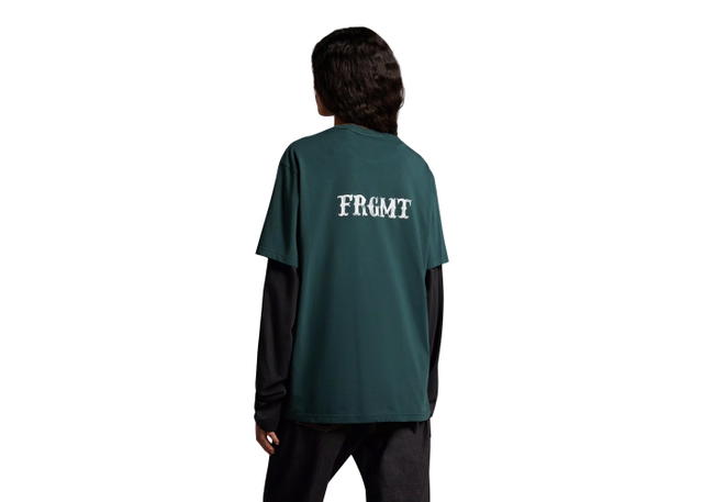 Moncler Moncler Hiroshi Fujiwara x Fragment Logo T-Shirt Dark Green - view 2