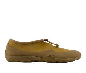 Buy New Balance MT10T Shoes Stucco at Sasom – Authentic and Ready to Ship