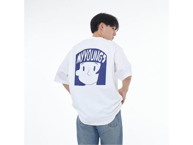 Myyoungs Myyoungs My Face Oversized T-Shirt White - view 4
