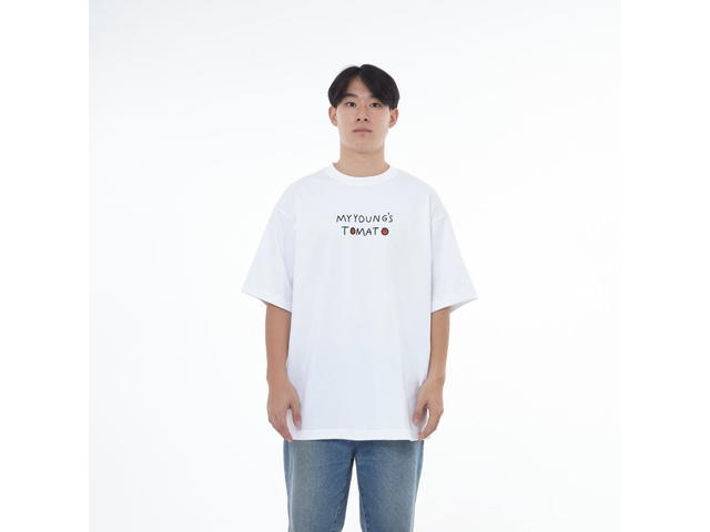 Myyoungs Myyoungs Tomato Oversized T-Shirt White - view 3