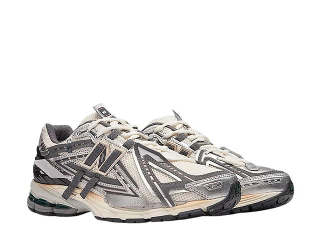 New Balance New Balance 1906A Silver Metalic Castlerock - view 3