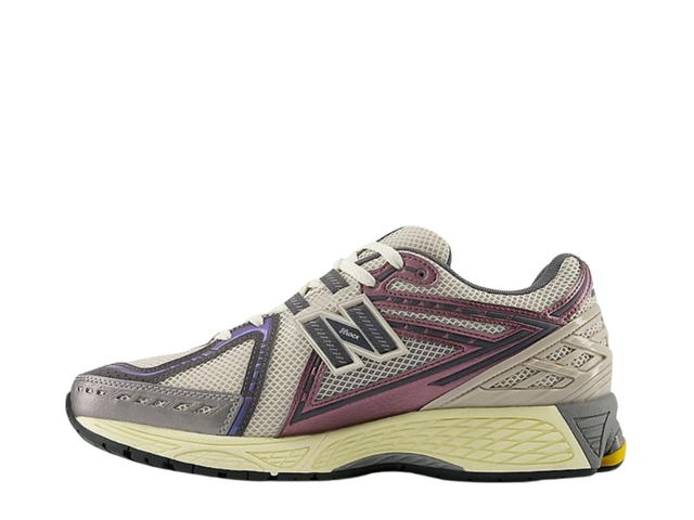 New Balance New Balance 1906R Licorice - view 2