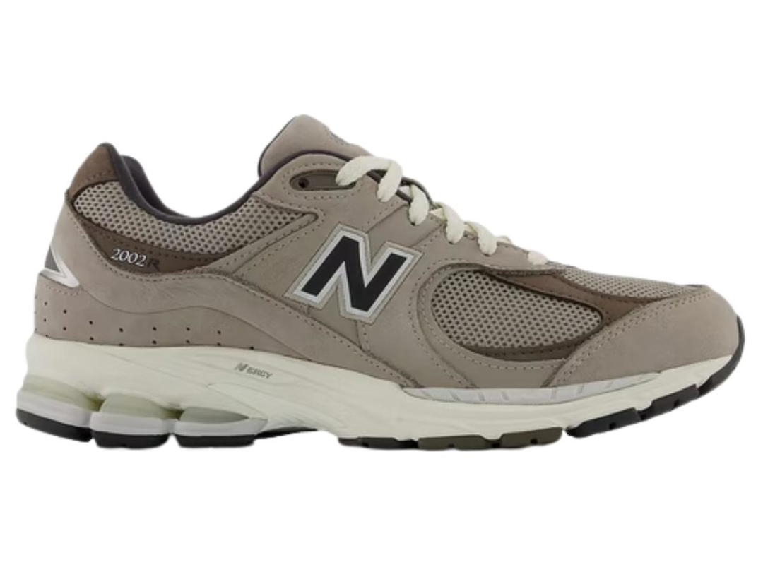 New Balance New Balance 2002R Warm Alpaca Light Chalkboard