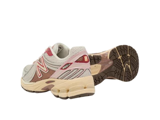 New Balance New Balance 860v2 size? Exclusive Bacon - view 3