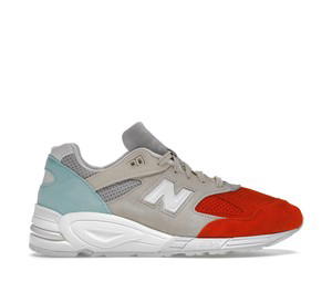 Buy New Balance 990v2 Kith Cyclades (with Socks) at Sasom – Authentic and Ready to Ship