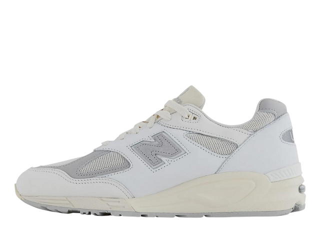 New Balance New Balance 990v2 MiUSA Teddy Santis Sea Salt - view 2