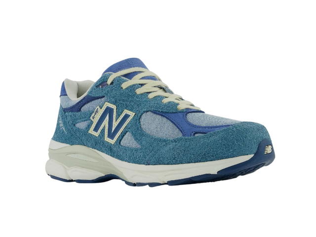 New Balance New Balance 990v3 MiUSA Levi's Denim - view 2