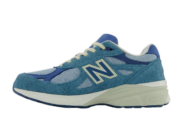 New Balance New Balance 990v3 MiUSA Levi's Denim - view 3