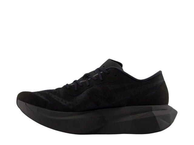 New Balance New Balance District Vision x FuelCell Supercomp Elite v4 Black - view 2
