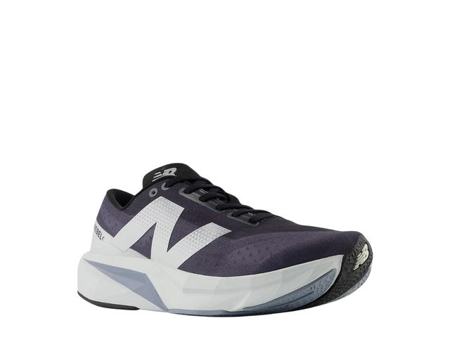 New Balance New Balance FuelCell Rebel v4 Graphite-Black-Quartz Grey - view 3
