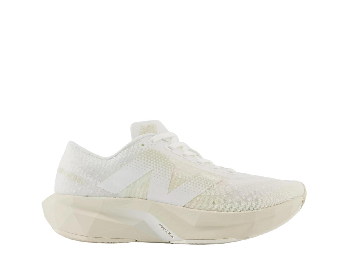 New Balance New Balance FuelCell Rebel v4 White-Linen-Sea Salt (W)