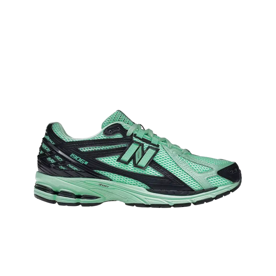 New Balance New Balance 1906R size? Exclusive Green Black