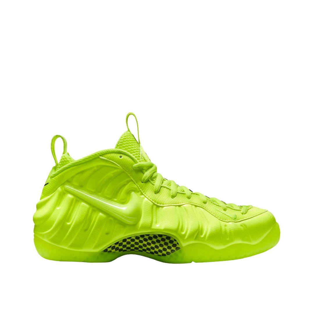 Nike Nike Air Foamposite “Volt”