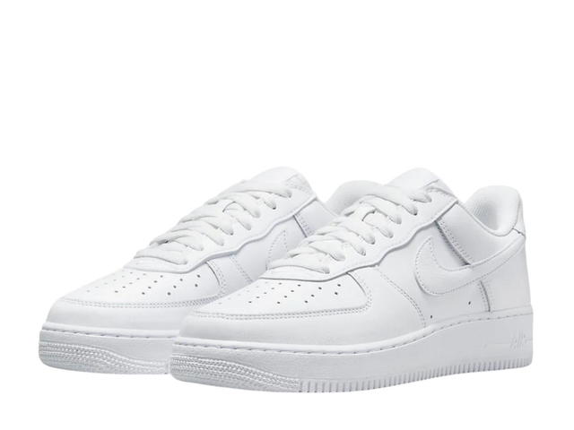 Nike Nike Air Force 1 '07 Low Color of the Month Triple White - view 3