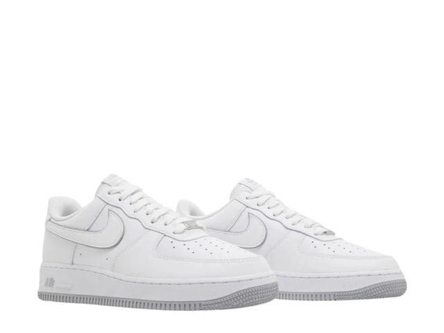 Nike Nike Air Force 1 '07 Low White Wolf Grey Sole - view 3