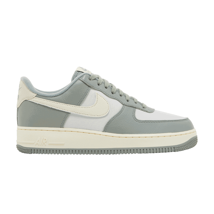 Nike Nike Air Force 1 Low '07 LX Mica Green Coconut Milk