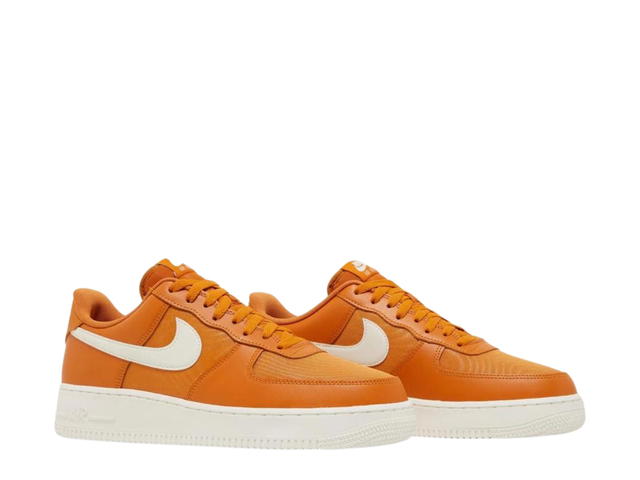 Nike Nike Air Force 1Low '07 SE Monarch Canvas - view 3