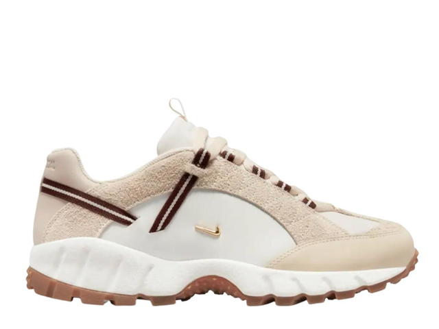 Nike Nike Air Humara LX Jacquemus Light Bone Gold (W) - view 1