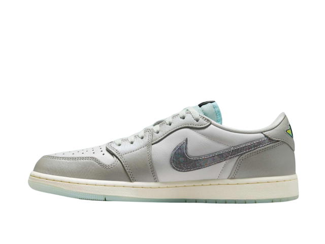 Nike Nike Air Jordan 1 Low Lunar New Year - view 2
