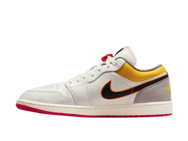 Nike Nike Air Jordan 1 Low Premium - view 2