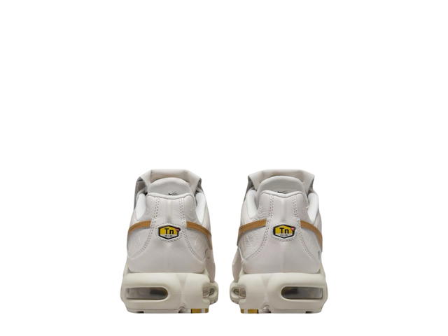 Nike Nike Air Max Plus Tiempo Metallic Gold - view 5