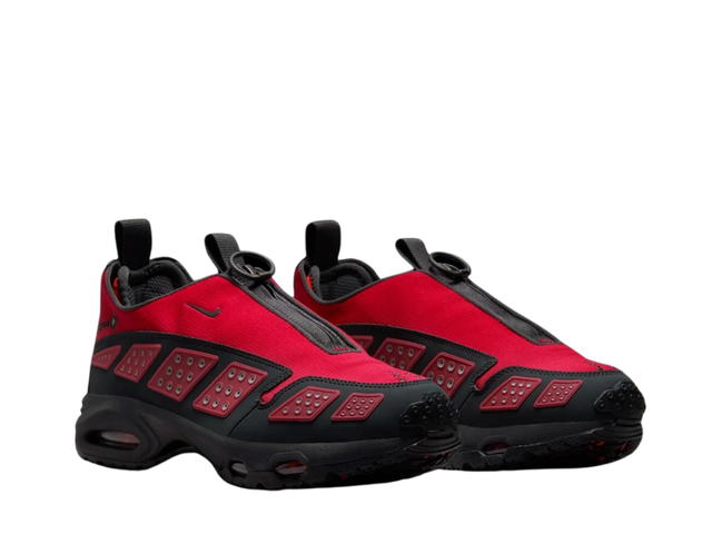Nike Nike Air Max SNDR GORE-TEX Dark Smoke Grey and Fire Red - view 3
