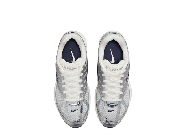 Nike Nike Air Pegasus 2005 Metallic Silver And Photon Dust (W) - view 5