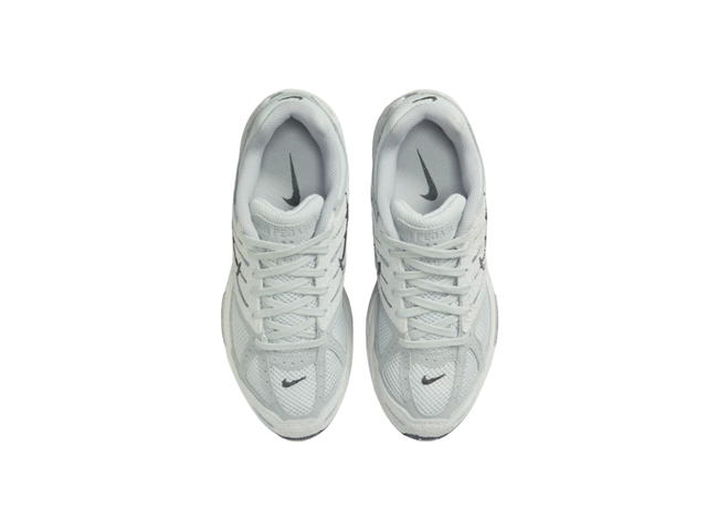 Nike Nike Air Pegasus 2005 Wolf Grey And Pure Platinum (Women's) - view 3