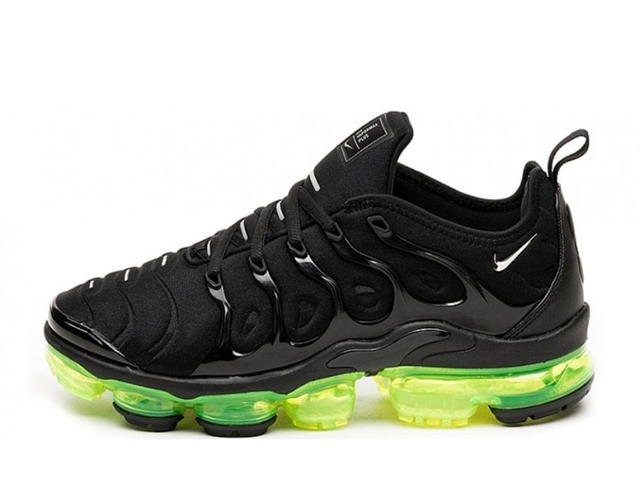 Nike Nike Air VaporMax Plus Black Volt Sole - view 2