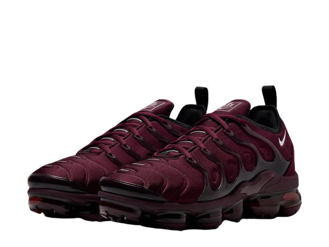 Nike Nike Air VaporMax Plus Night Maroon - view 3