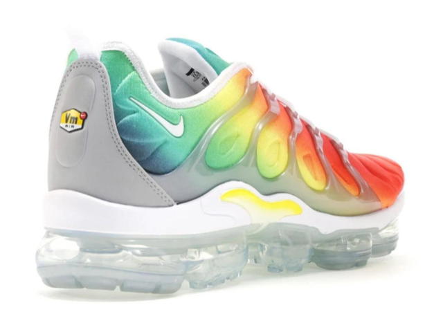 Nike Nike Air VaporMax Plus Rainbow - view 3
