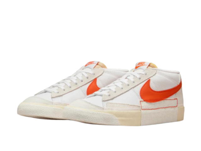 Nike Nike Blazer Low Pro Club White Beach Summit White And Cosmic Clay - view 3