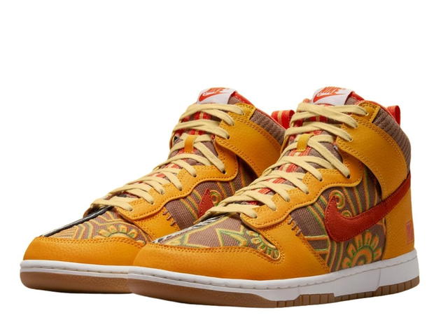 Nike Nike Dunk High PRM Somos Familia - view 3