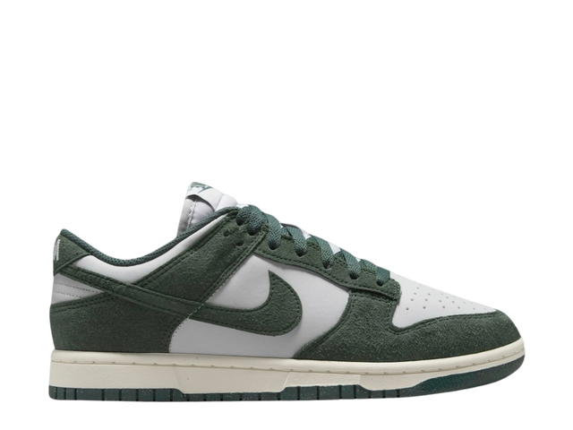 Nike Nike Dunk Low Green Suede - view 1